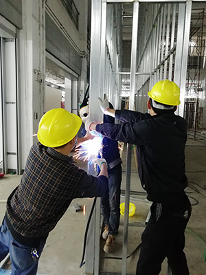 勵(lì)之聞-焊工組